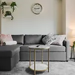 Stylish 2 Bed Manchester Flat