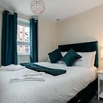 Stylish 2 Bed Manchester Flat